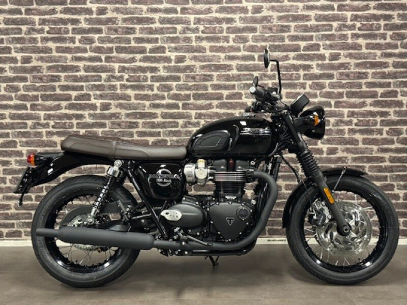 Triumph BONNEVILLE T120 BLACK