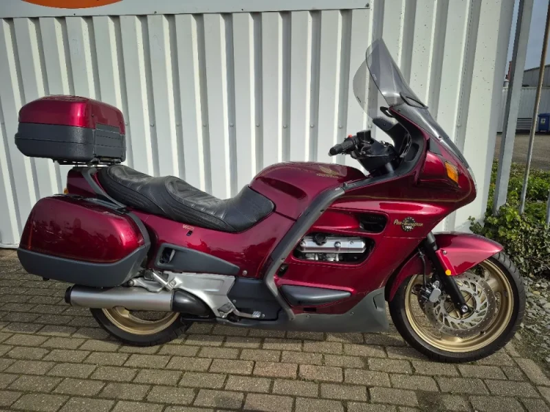 Honda Pan European ST1100 uit 2001, zeer nette toermotor