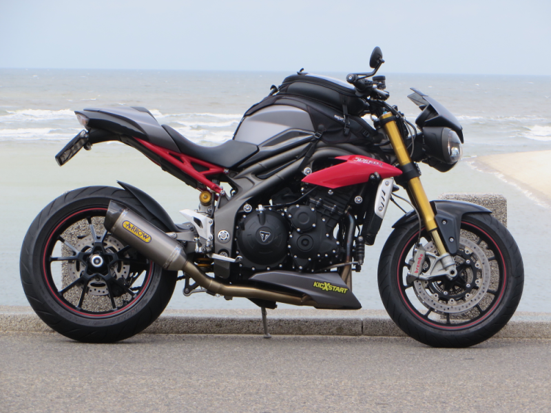 Te koop, wegens beëindiging motorrijden.