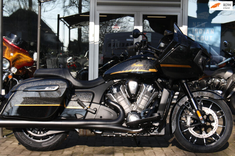 Indian Chopper Challenger Dark Horse with 112 Packag , Nieuw!