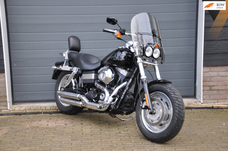Harley Davidson FXDF Fat Bob 103 Veel extra's , zeer netjes