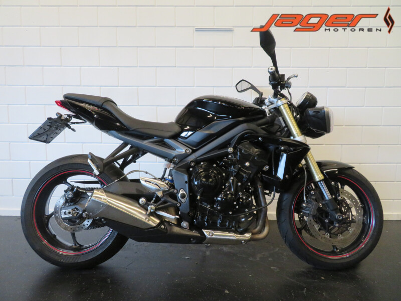 TRIUMPH STREET TRIPLE 675 BLACK EDITION TOP