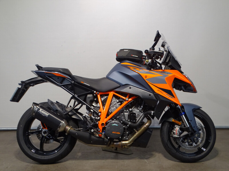 KTM 1290 SUPER DUKE GT