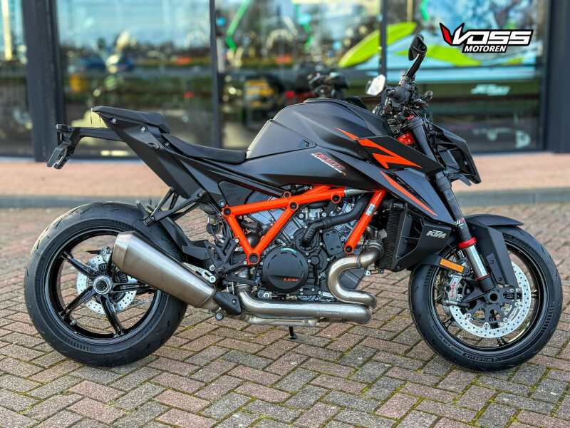 KTM 1390 SUPER DUKE R