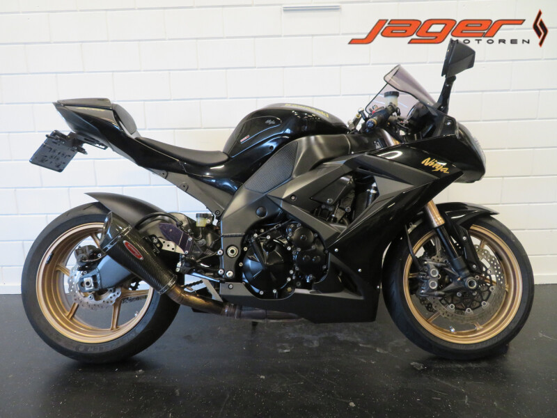 KAWASAKI NINJA ZX-10R ZX10R BLACK EDITION!