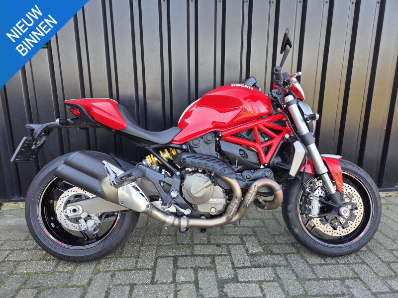 Ducati Monster 821 ABS