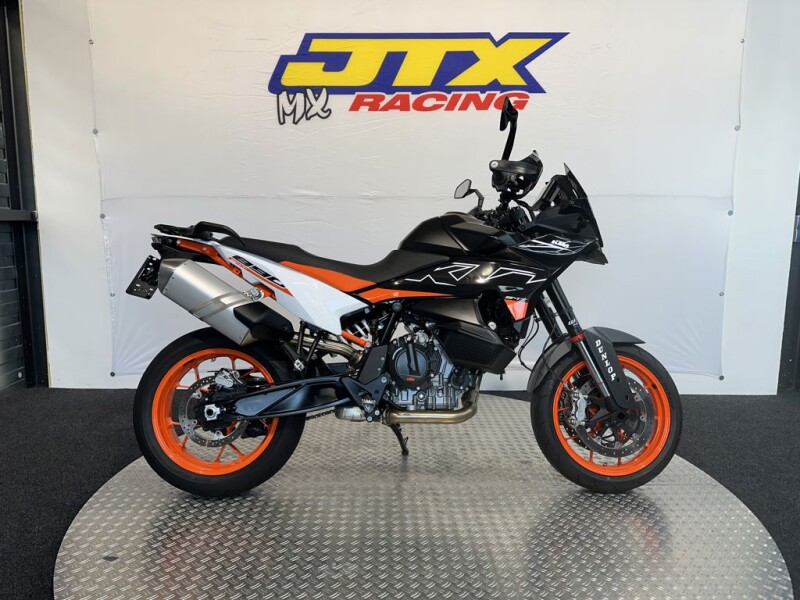 KTM 890 SMT