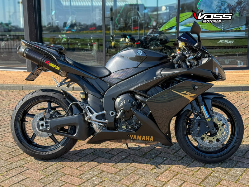 Yamaha YZF-R1