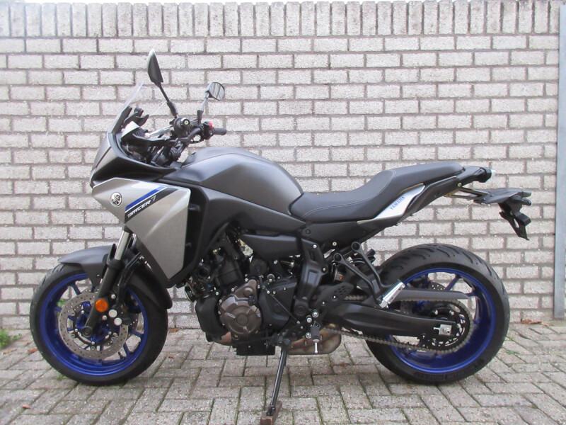 YAMAHA TRACER 7