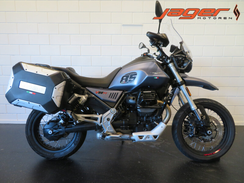 MOTO GUZZI V85 TT ALL-ROAD HISTORIE BOEKJES