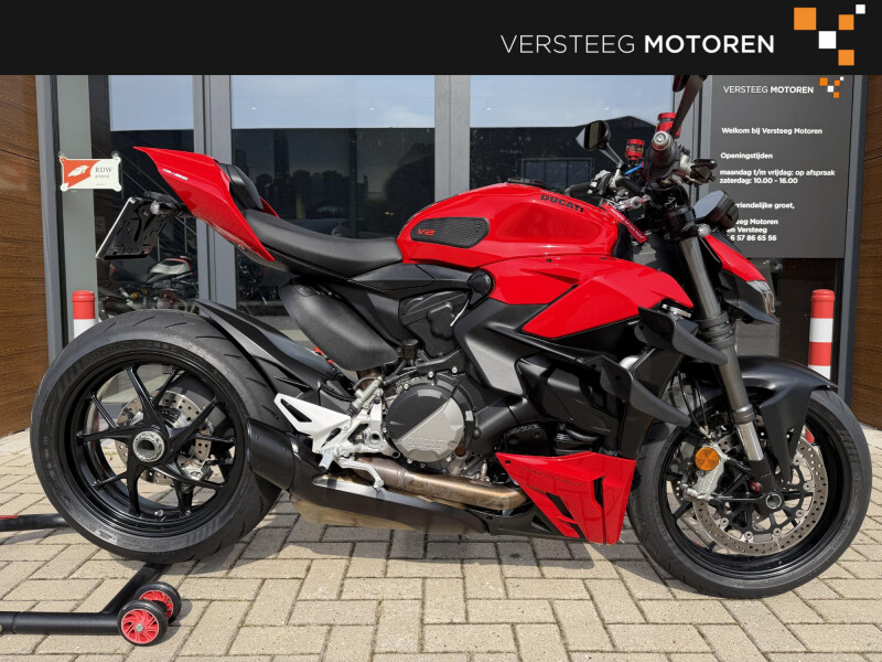 Ducati Streetfighter V2 wings#Monoposto#zgan
