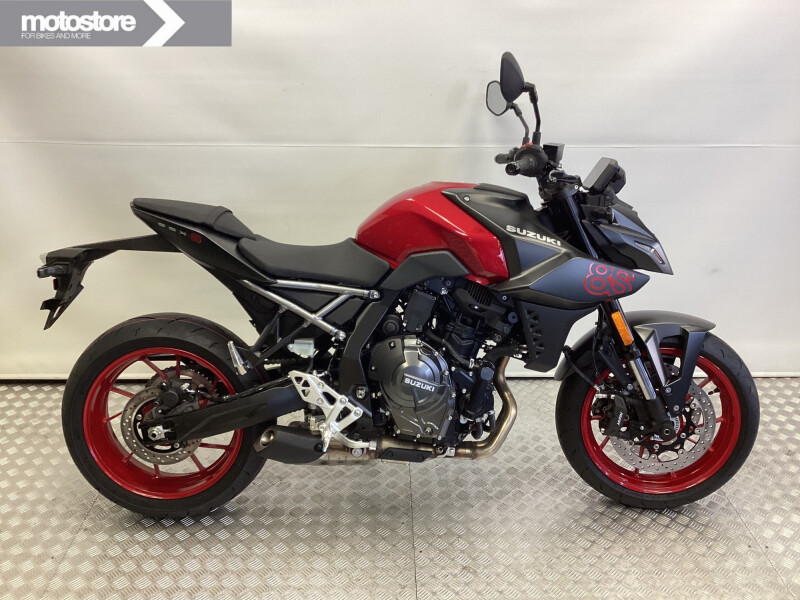 Suzuki GSX-8S