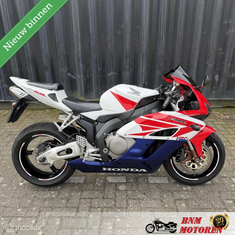 Honda CBR 1000RR Fireblade