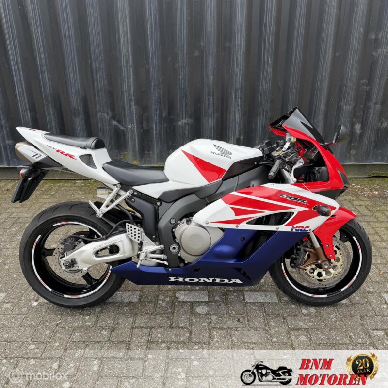 Honda CBR 1000RR Fireblade
