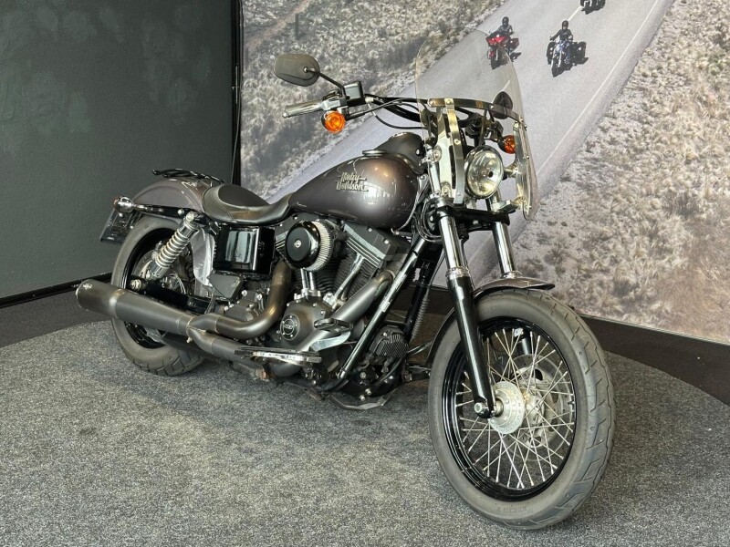 Harley-Davidson FXDB Street Bob 103