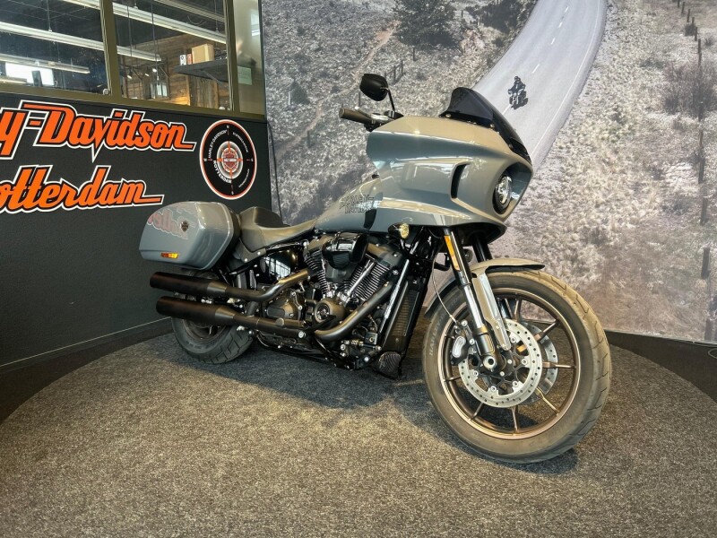 Harley-Davidson SOFTAIL FXLRST LOW RIDER ST Solid Colour