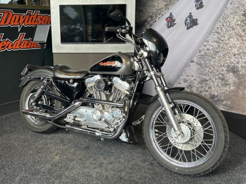 Harley-Davidson XLH 883 SPORTSTER HUGGER