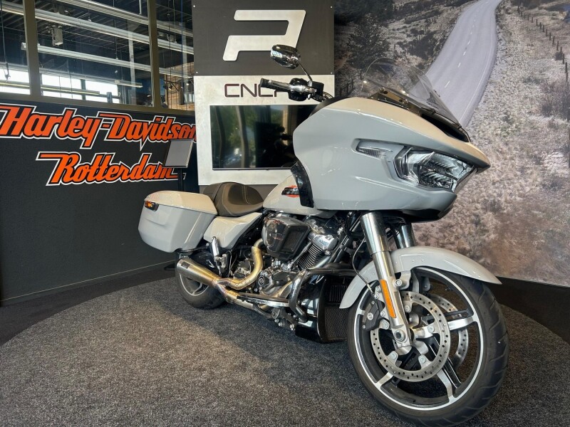 Harley-Davidson FLTRX ROAD GLIDE