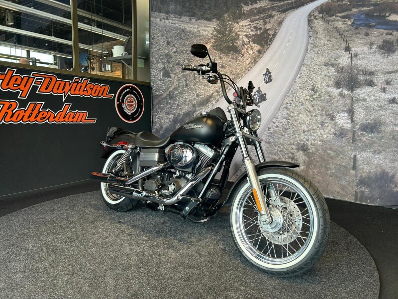 Harley-Davidson FXDB DYNA STREET BOB