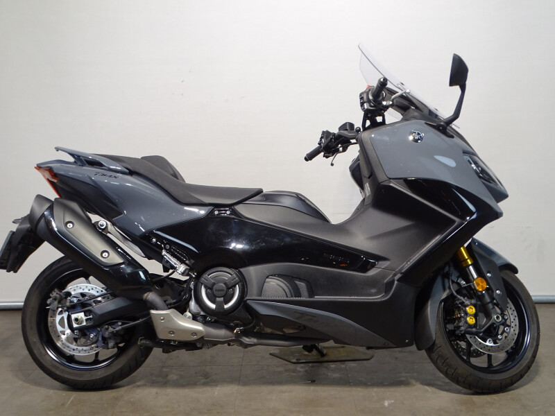 Yamaha T-MAX TECH MAX