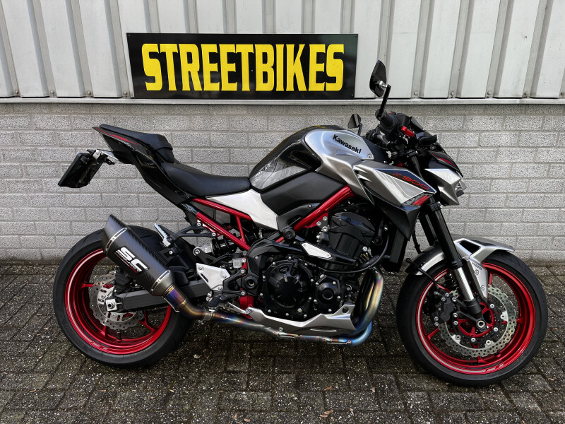 KAWASAKI Z 900