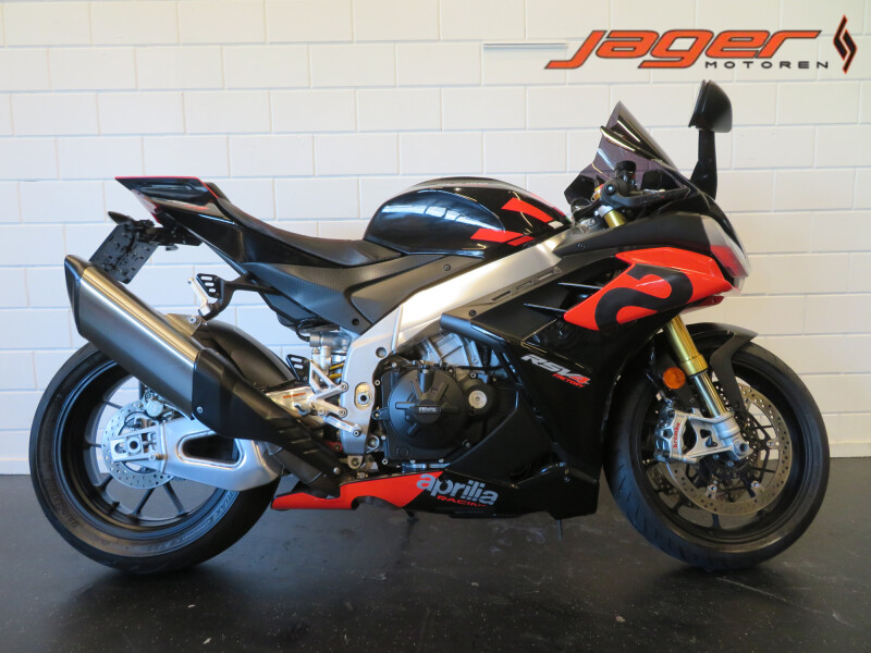 APRILIA RSV4 FACTORY APRC TOPPER!