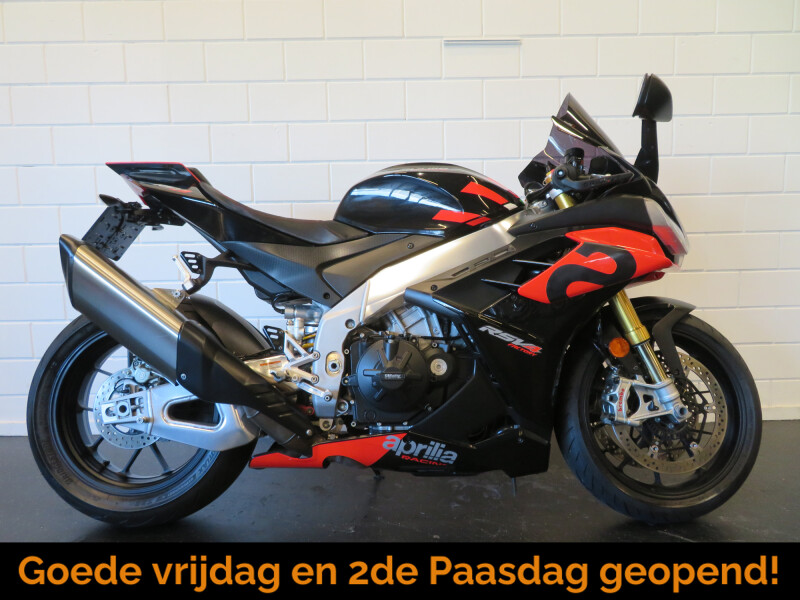 APRILIA RSV4 FACTORY APRC TOPPER!