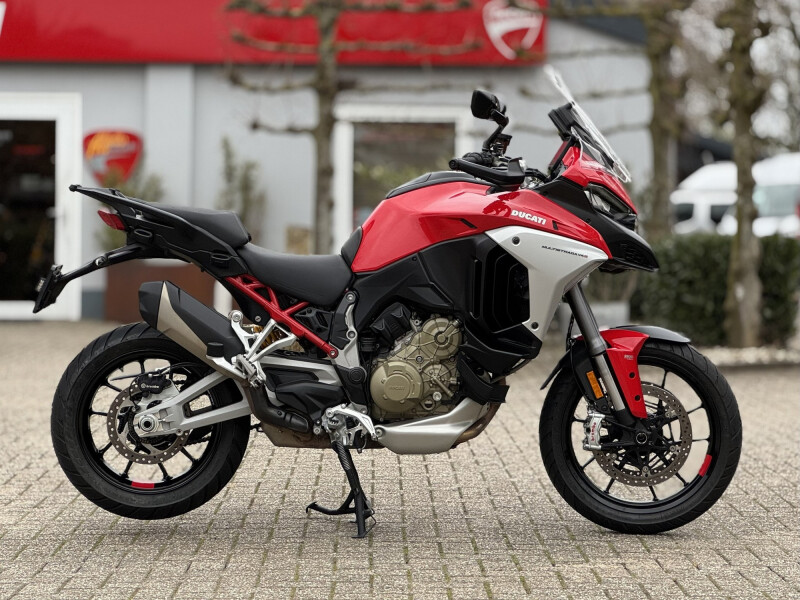 Ducati Multistrada V4 S-Travel&amp;Rader - Red