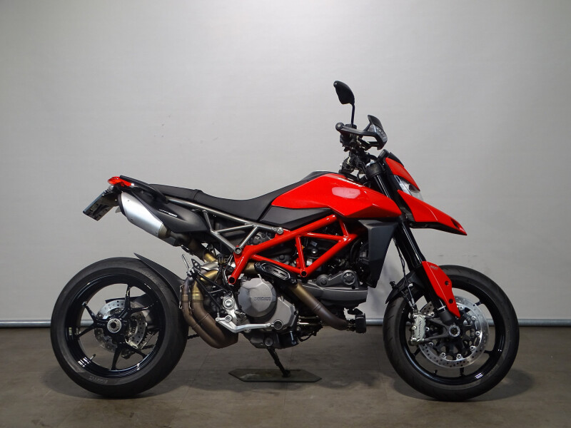 Ducati HYPERMOTARD 950