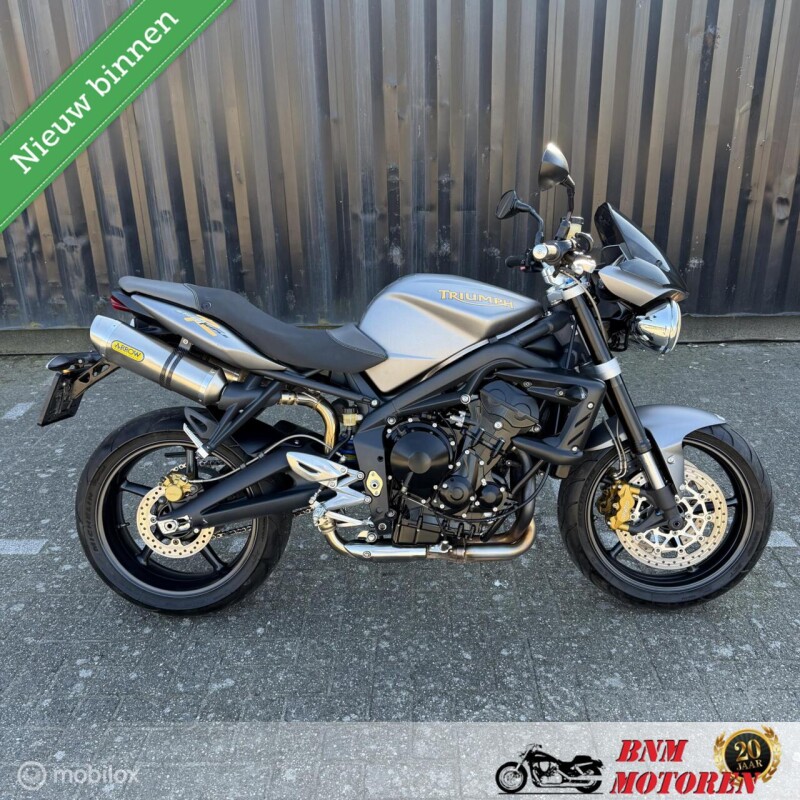 Triumph Street Triple 675 R