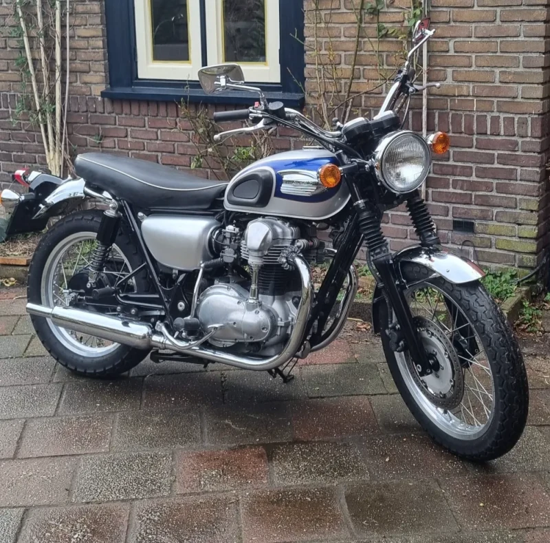 Kawasaki w650 bj 2000