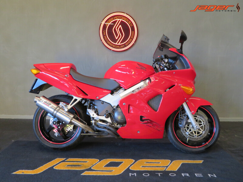 HONDA VFR 800 I TOPSTAAT!