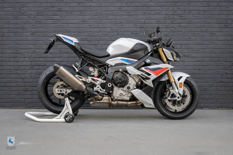BMW S 1000 R M Sport / Magnesium M velgen / Akrapovic