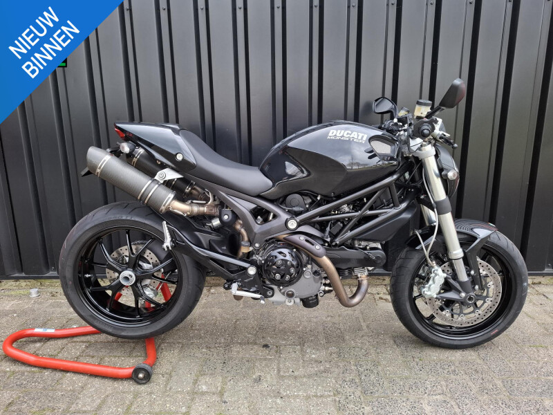 Ducati Monster 1100