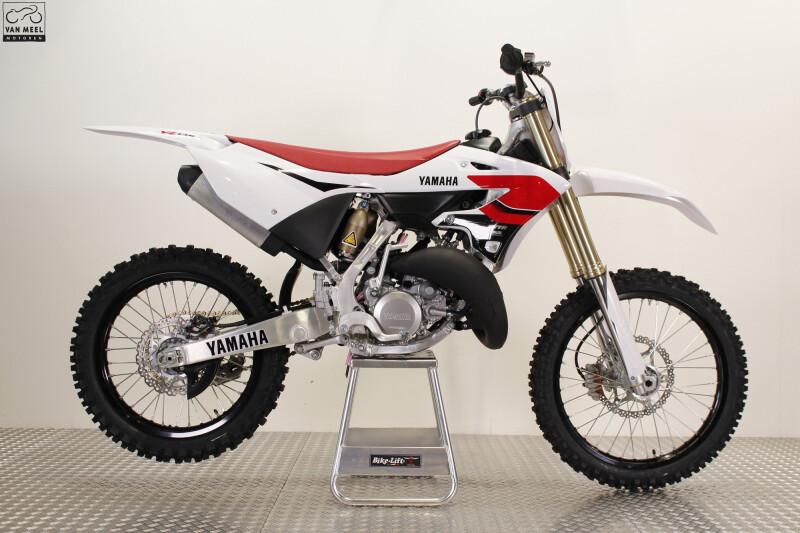 Yamaha YZ 125 70th Anniversary
