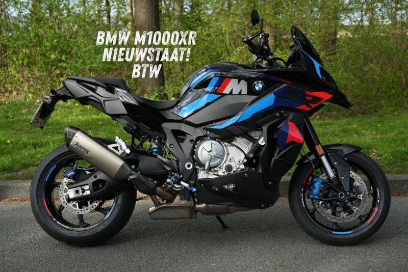 BMW M1000XR