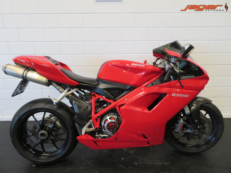 DUCATI 1098 BIPOSTO SUPER GAAF!!