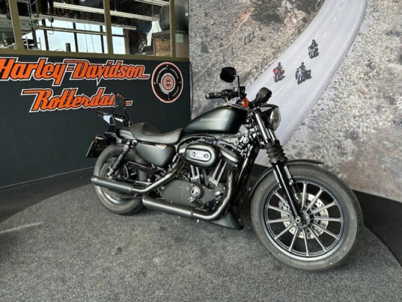 Harley-Davidson XL 883 N Iron
