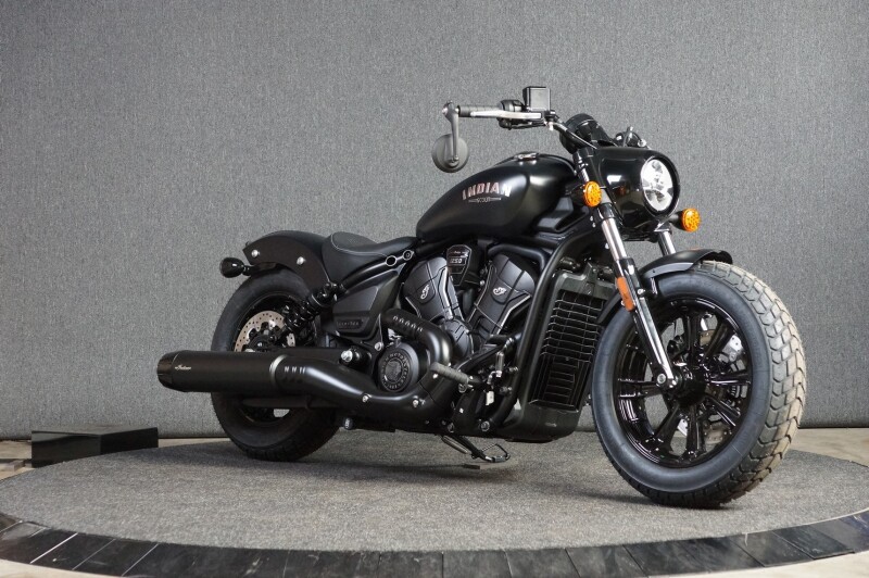 Indian Scout Bobber Limited + Tech NIEUW, DIRECT LEVERBAAR!!