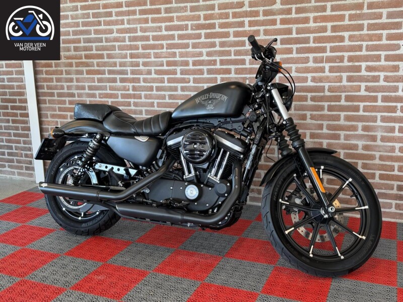 Harley Davidson XL 883N Sportster Iron
