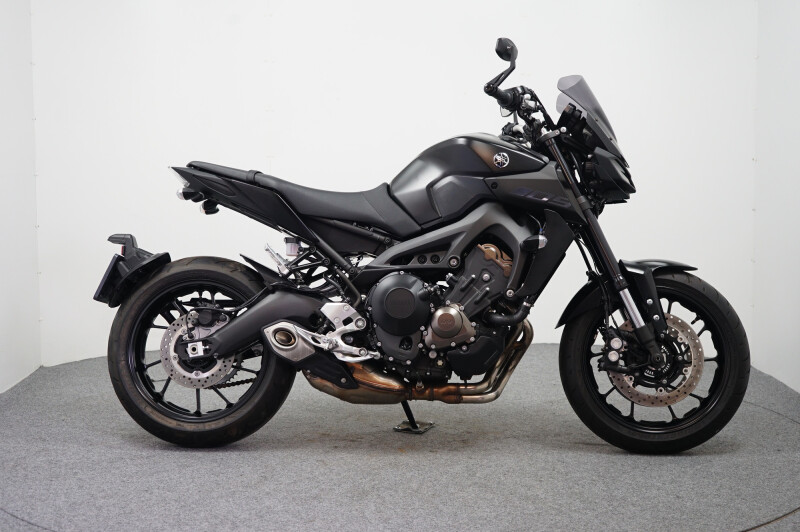 Yamaha MT-09 ABS GERESERVEERD T/M 24-04 TI