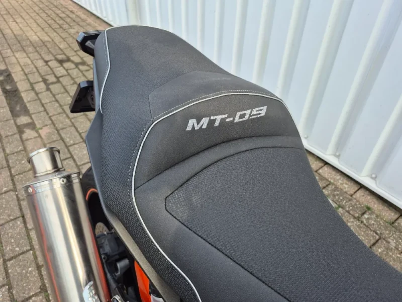 Yamaha MT-09 stoere naked bike - € 5.750 - foto 8