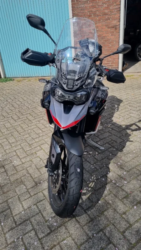 Truimph Tiger 900GT PRO