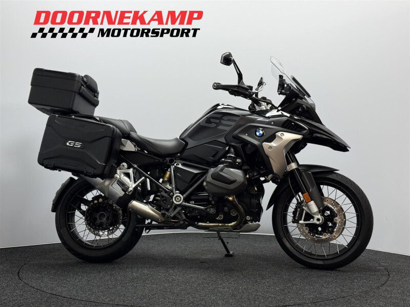 BMW R 1250 GS TRIPLE BLACK EDITION