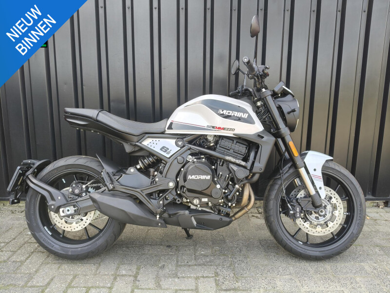 Moto Morini SEIEMMEZZO 650 STR