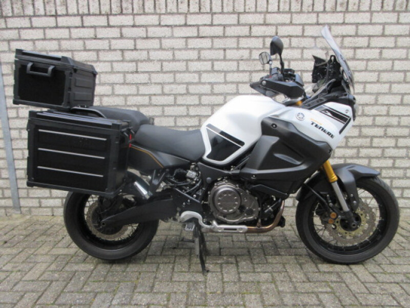 YAMAHA XT1200