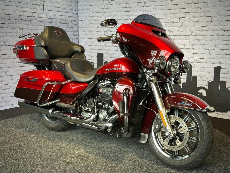 Harley-Davidson FLHTK ULTRA LIMITED