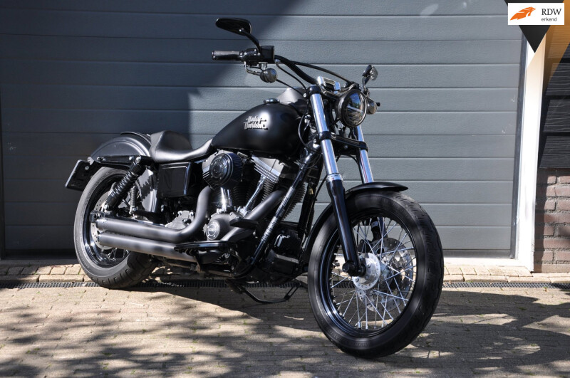 Harley Davidson Dyna Street Bob 103 FXDBP Leuk uitgevoerd !
