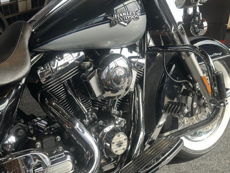 Harley-Davidson FLHRCI Road King Classic