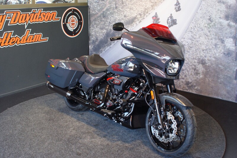 Harley-Davidson FLHXSTSE CVO STREET GLIDE ST CVO Color